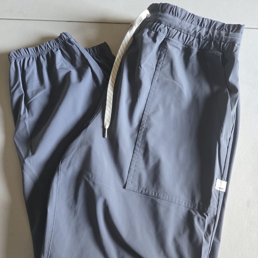 Womens Vuori Miles Jogger Size Large Blue Color